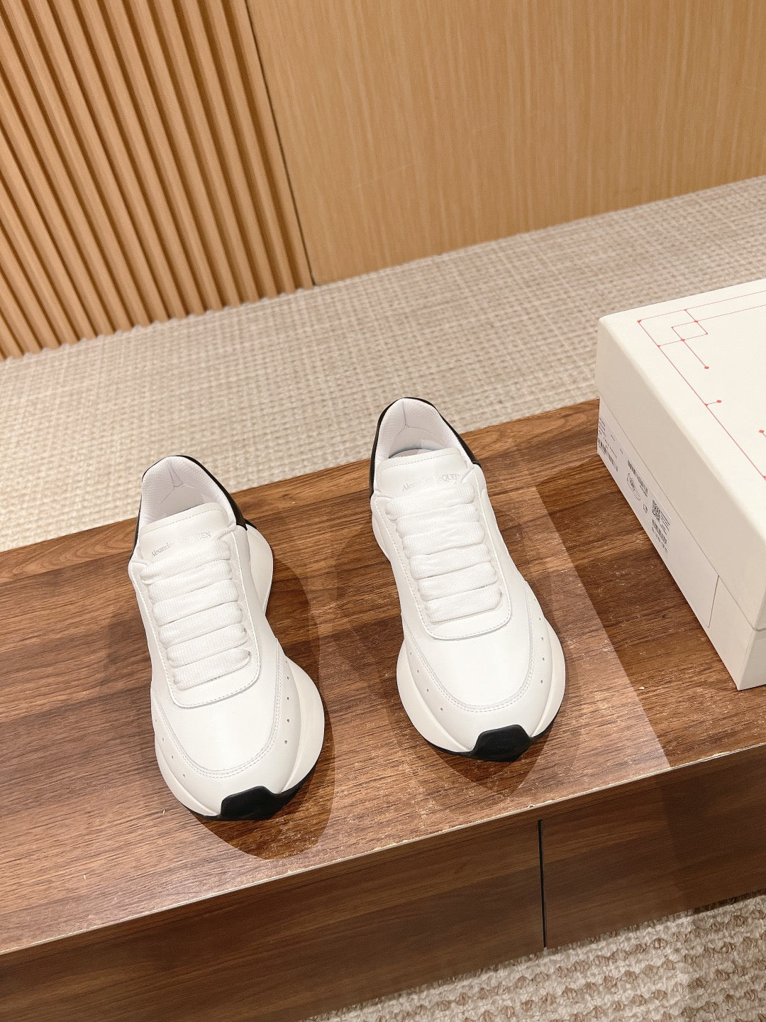 SPRINT RUNNER SNEAKERS