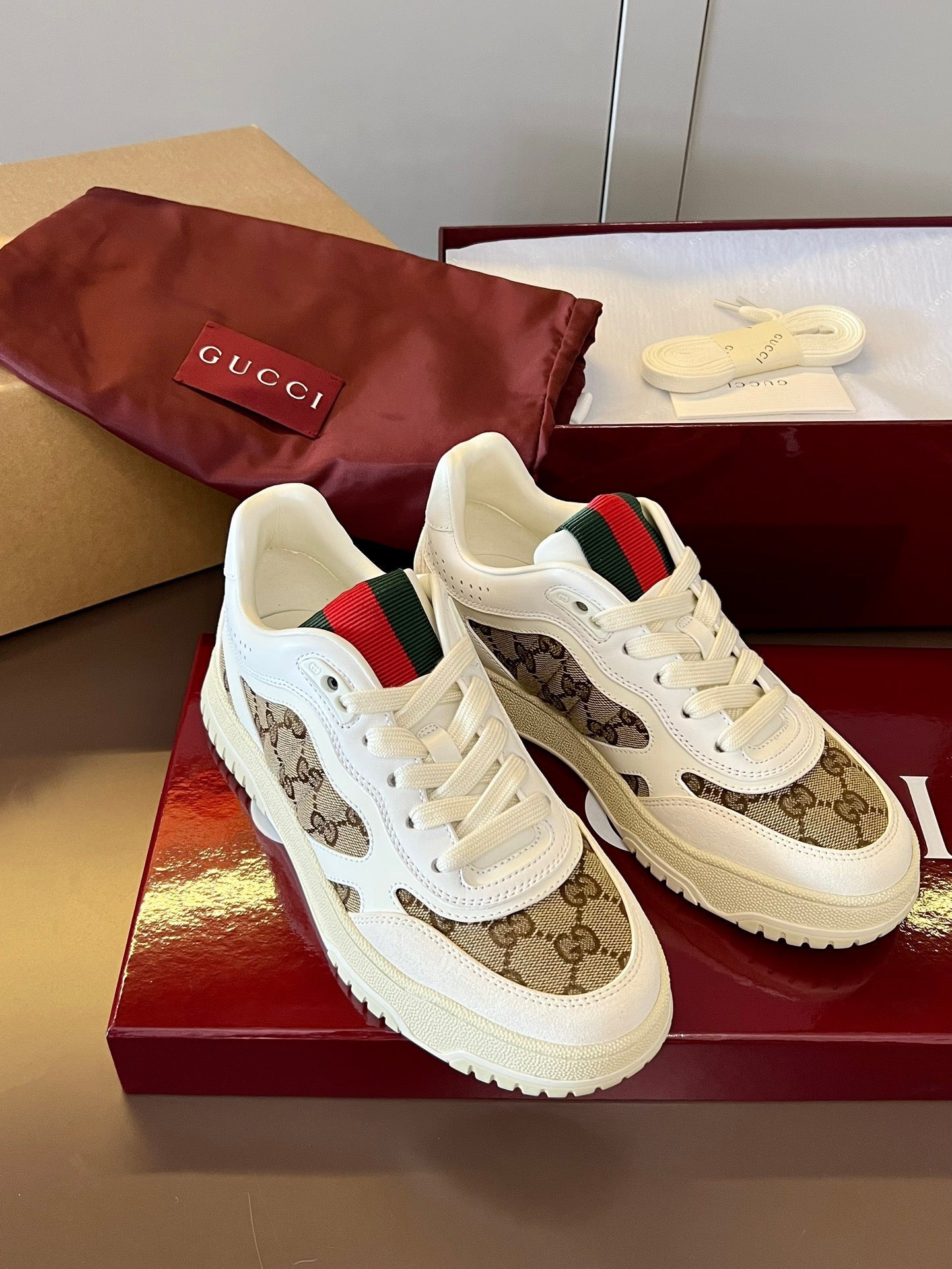 WOMEN'S RE-WEB SNEAKER