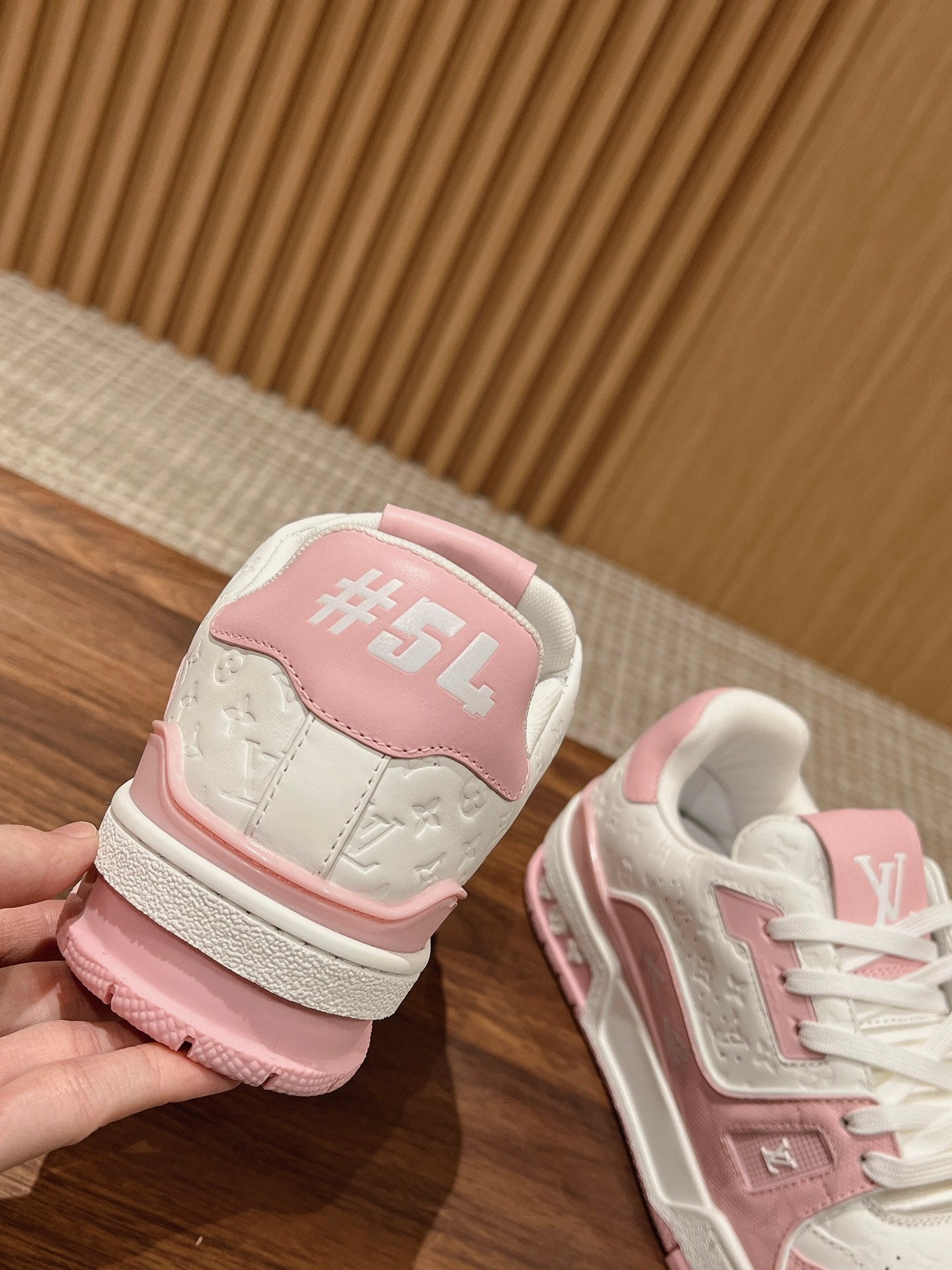 TrainerPink Rose