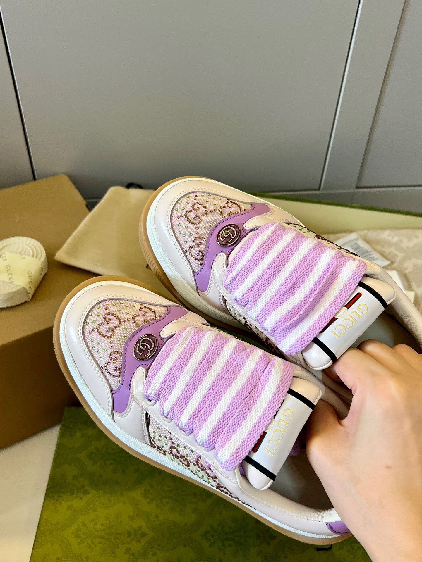WOMEN'S SCREENER SNEAKER