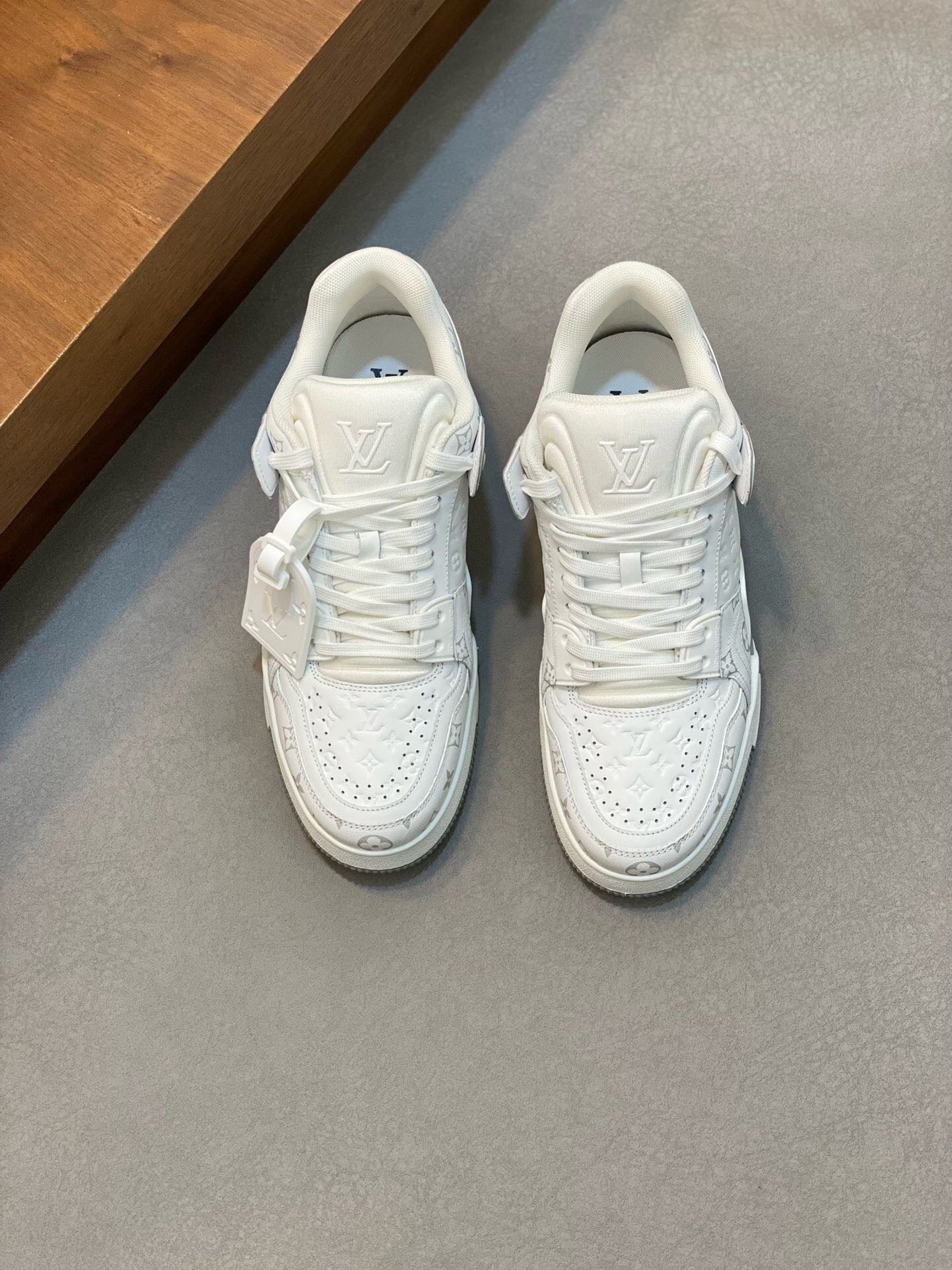 Trainer Grey White Sneaker