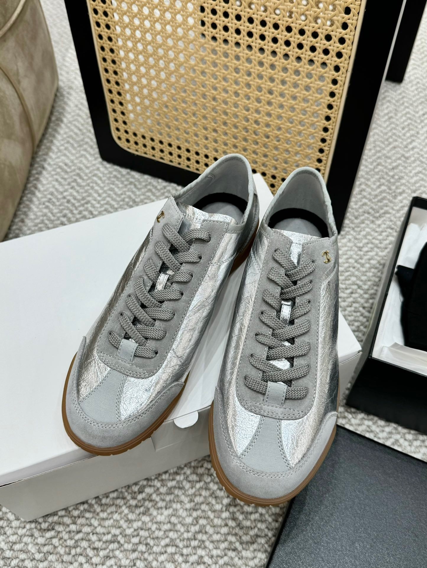 Calfskin & Suede CalfskinBlack Sneaker