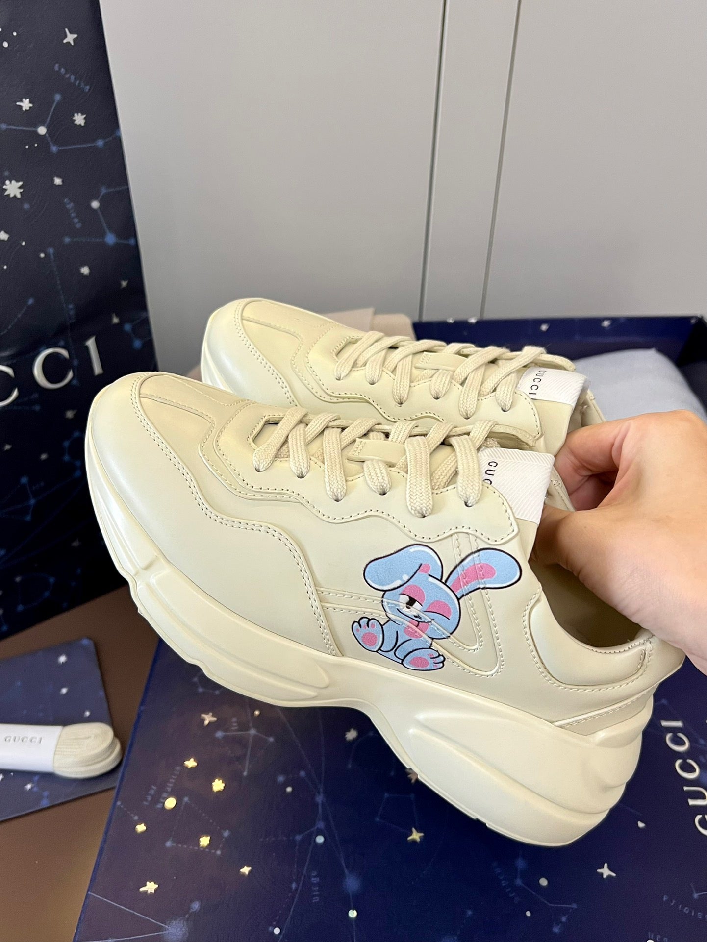 WOMEN'S RHYTON SNEAKER WITH LOGO