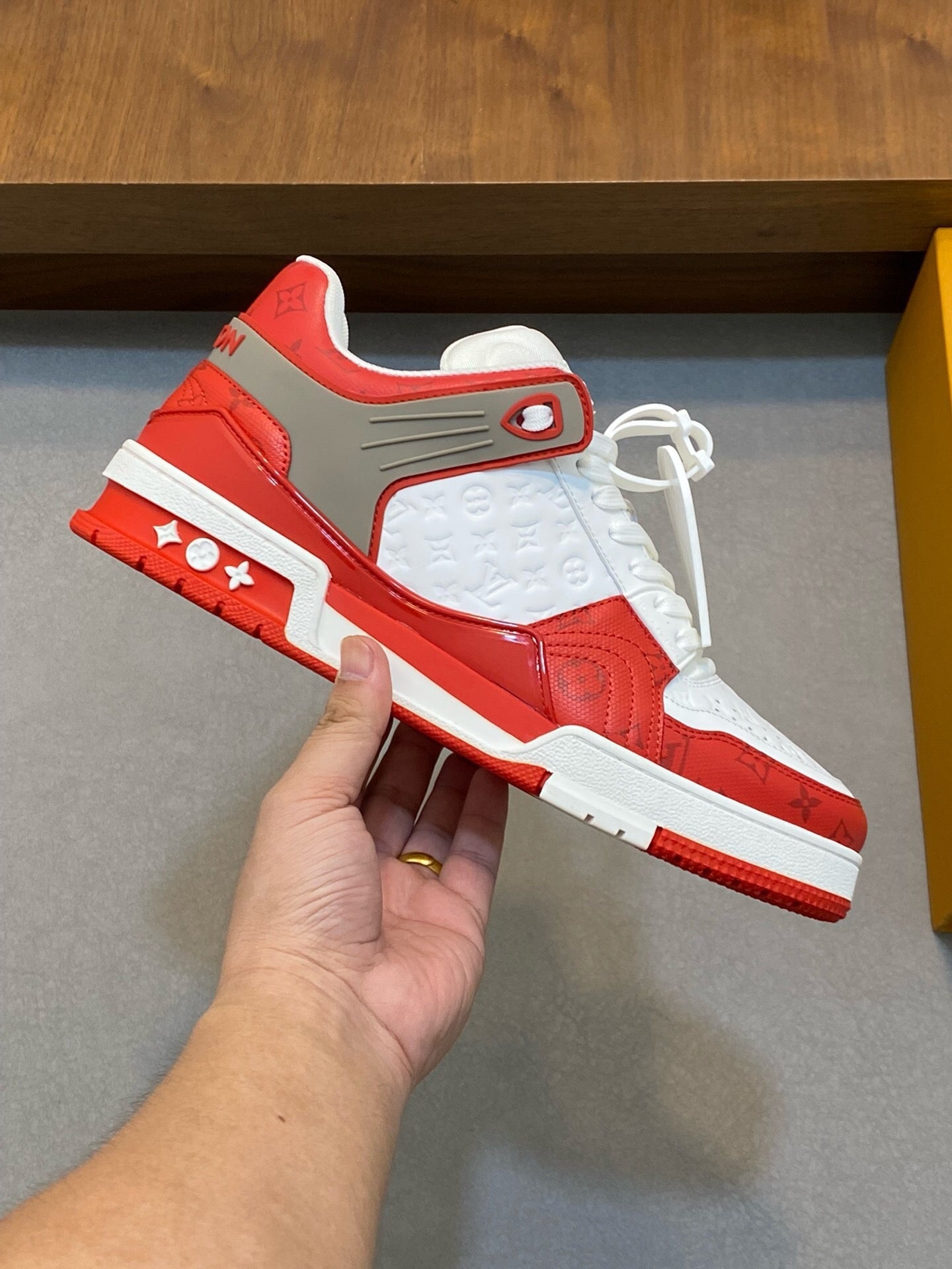 Trainer Grey White Sneaker