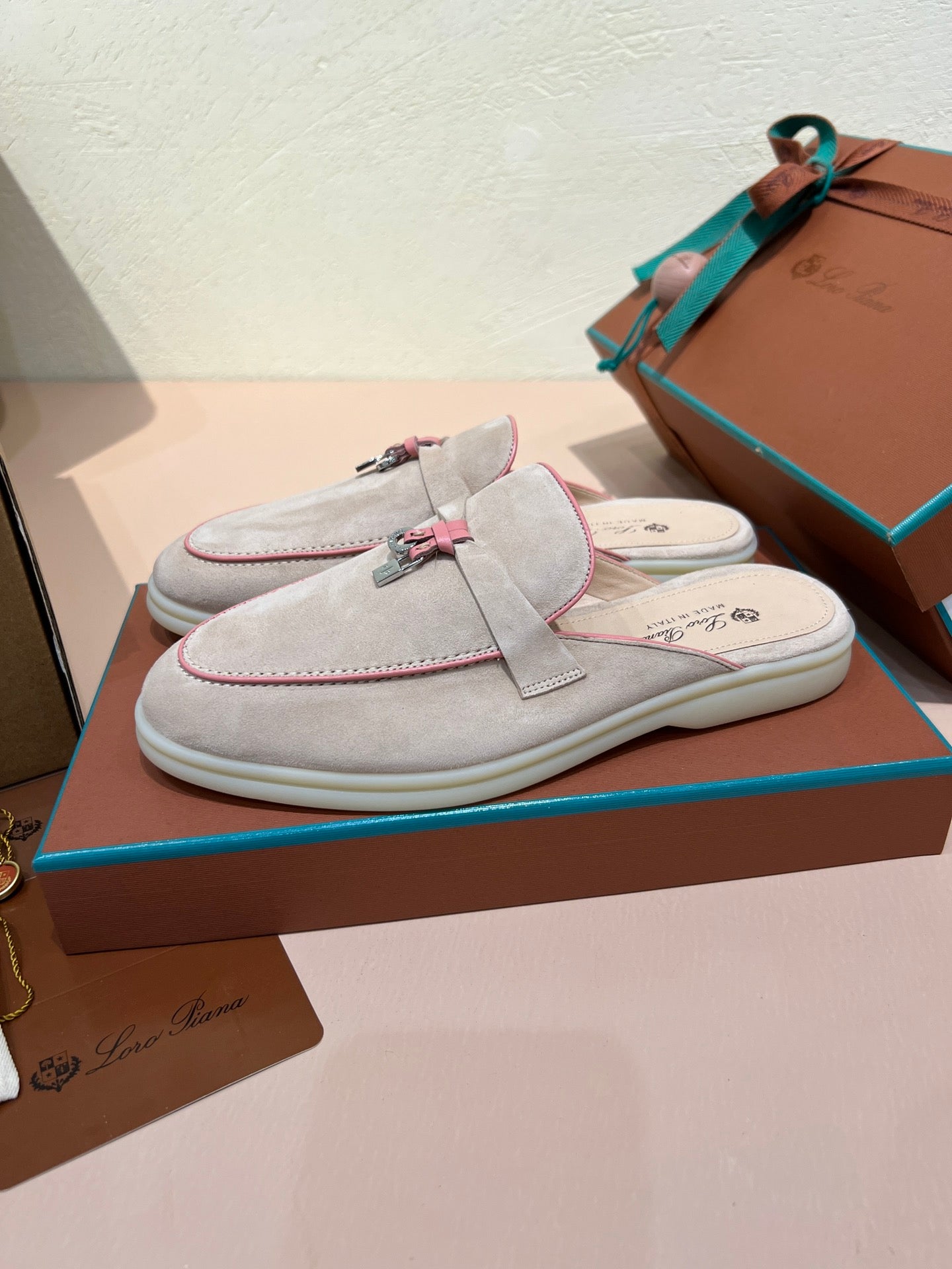 Babouche Charms Walk Loafers