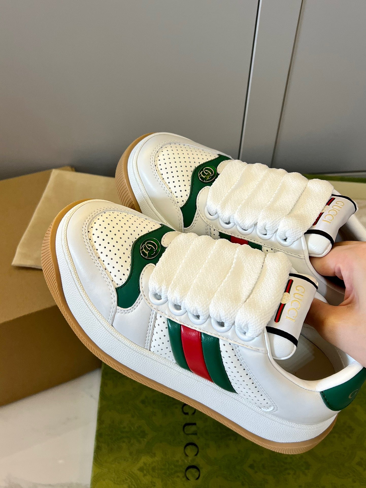 WOMEN'S SCREENER SNEAKER