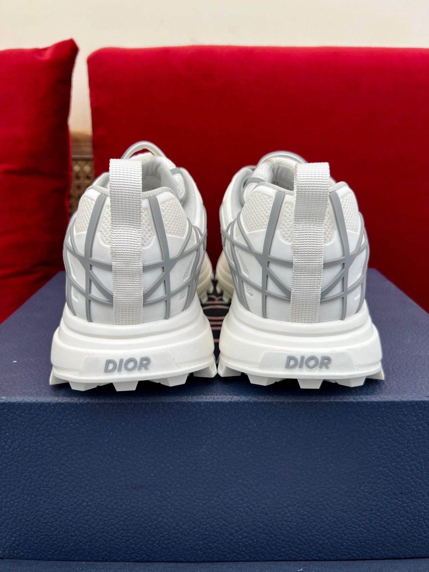 B31 RUNNER SNEAKERS - WHITE