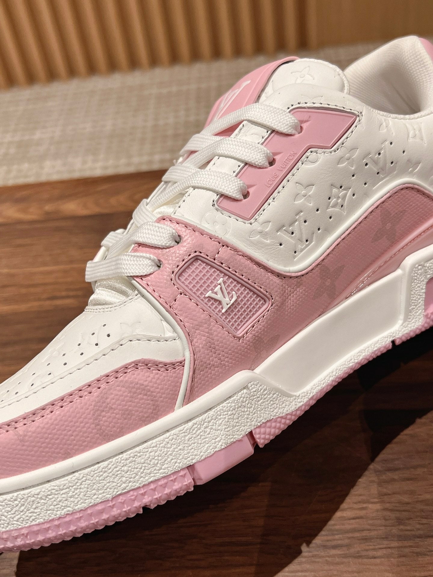 TrainerPink Rose