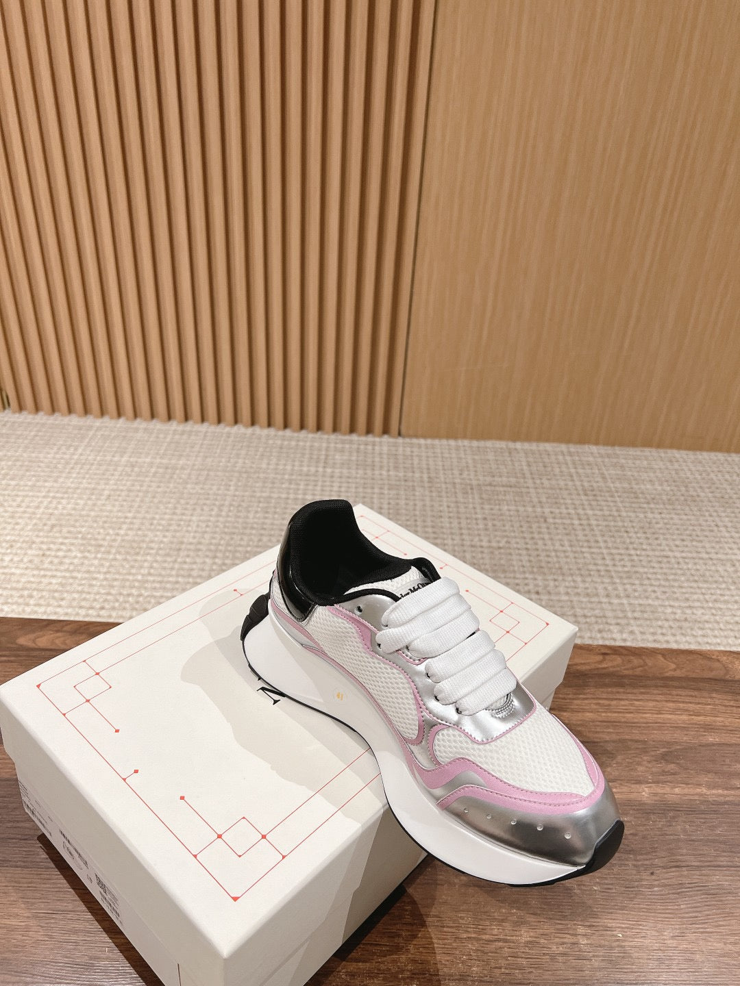 SPRINT RUNNER SNEAKERS