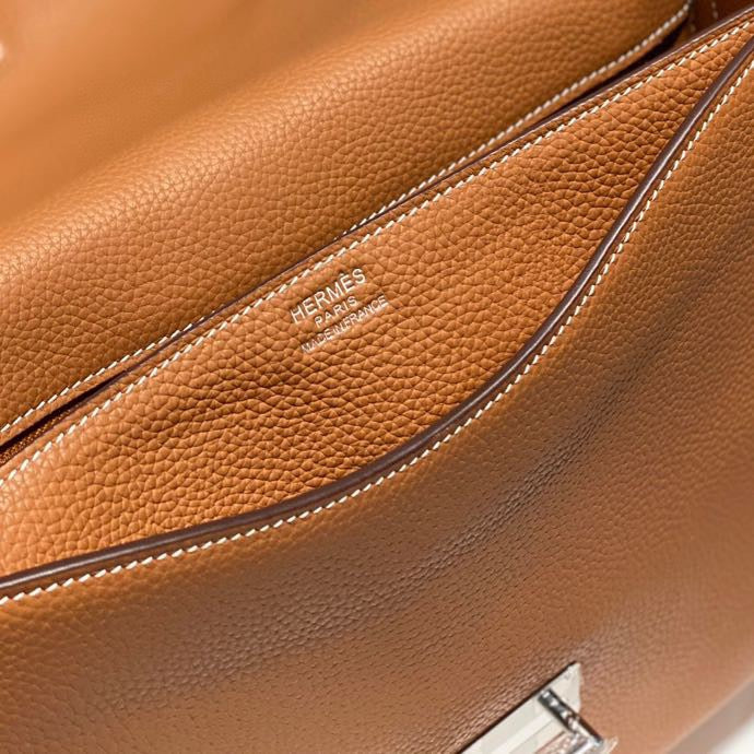 Steve light junior messenger bag