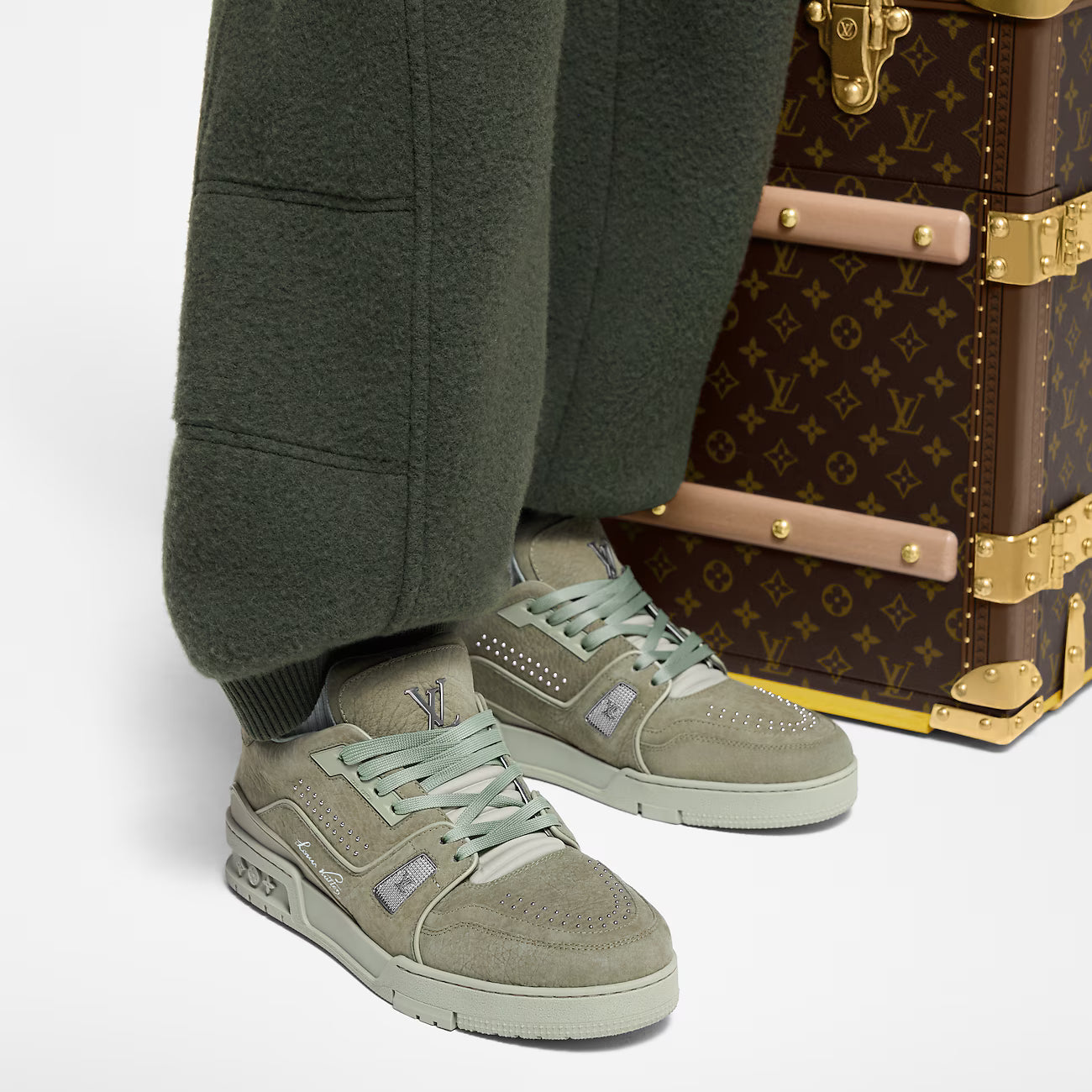 Trainer Sneaker Signature