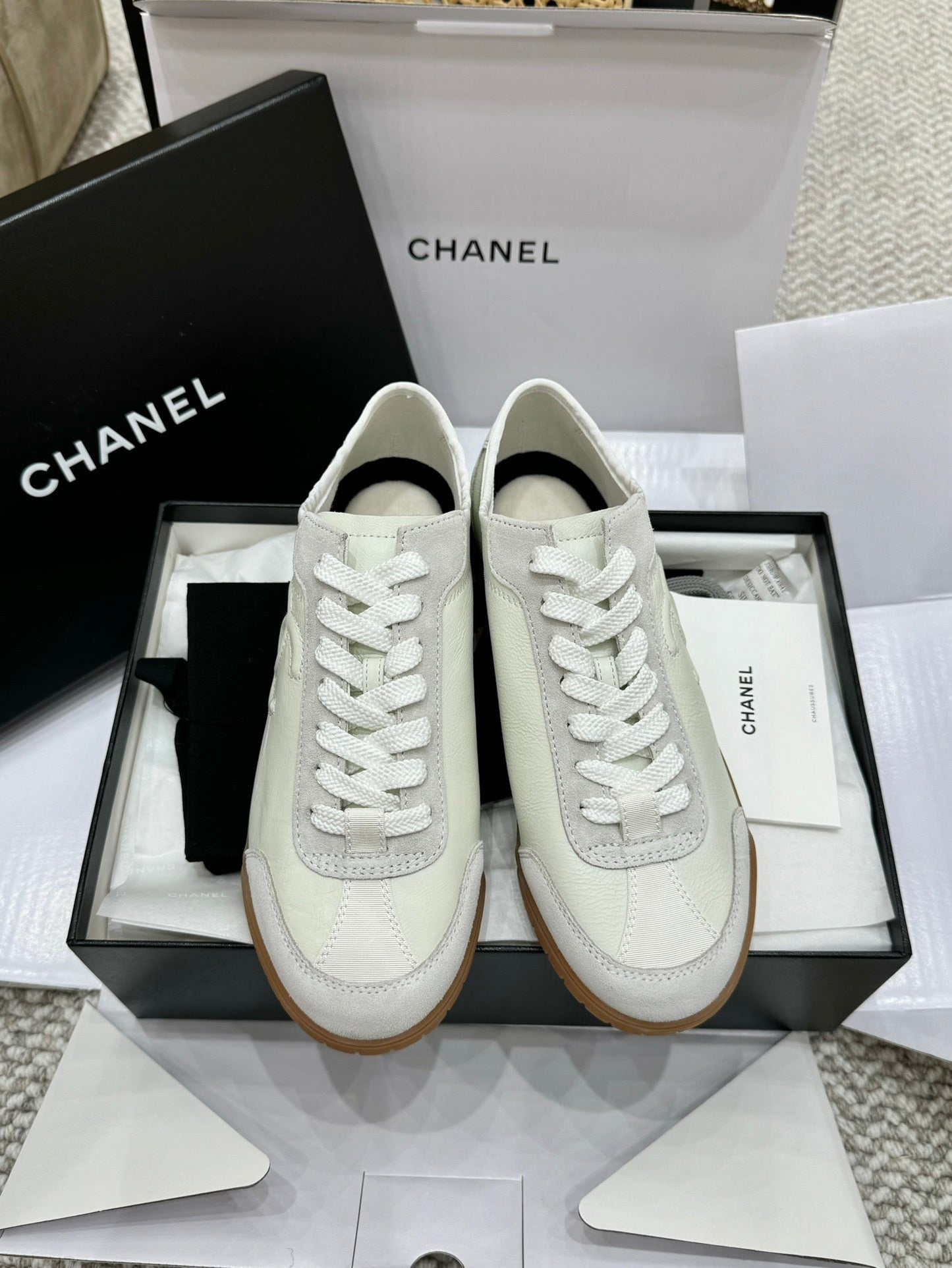 Calfskin & Suede CalfskinBlack Sneaker