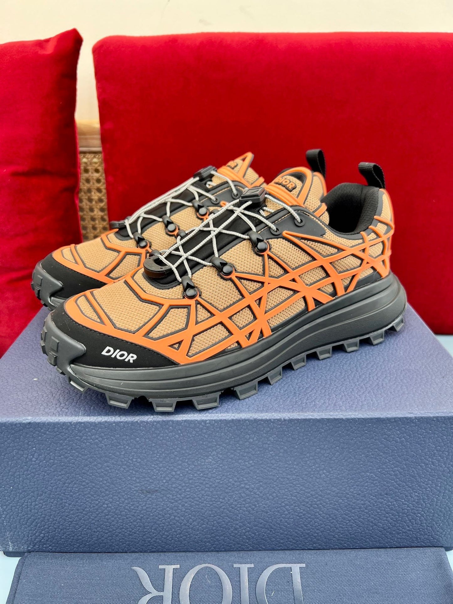 B31 RUNNER SNEAKERS