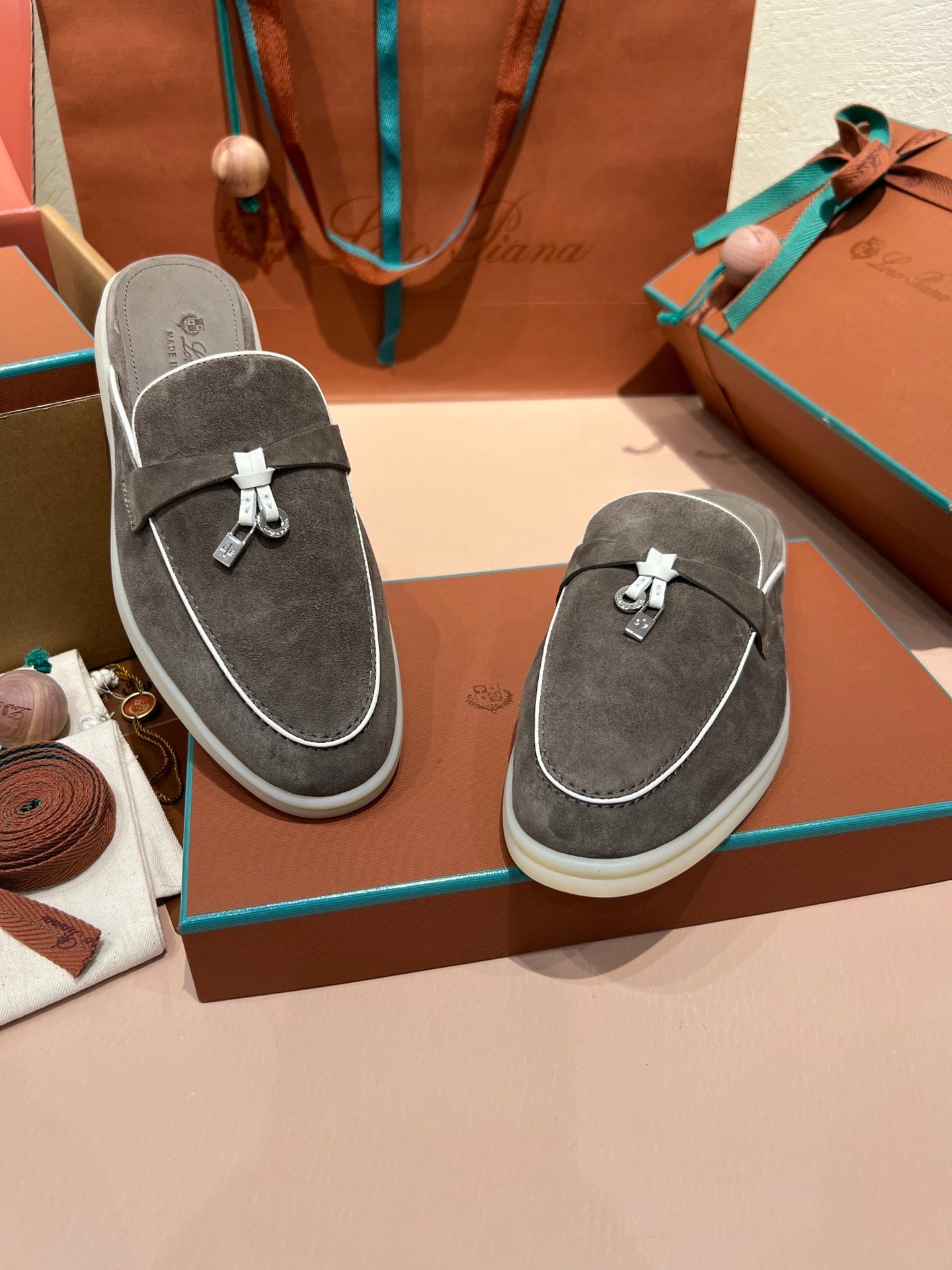 Babouche Charms Walk Loafers