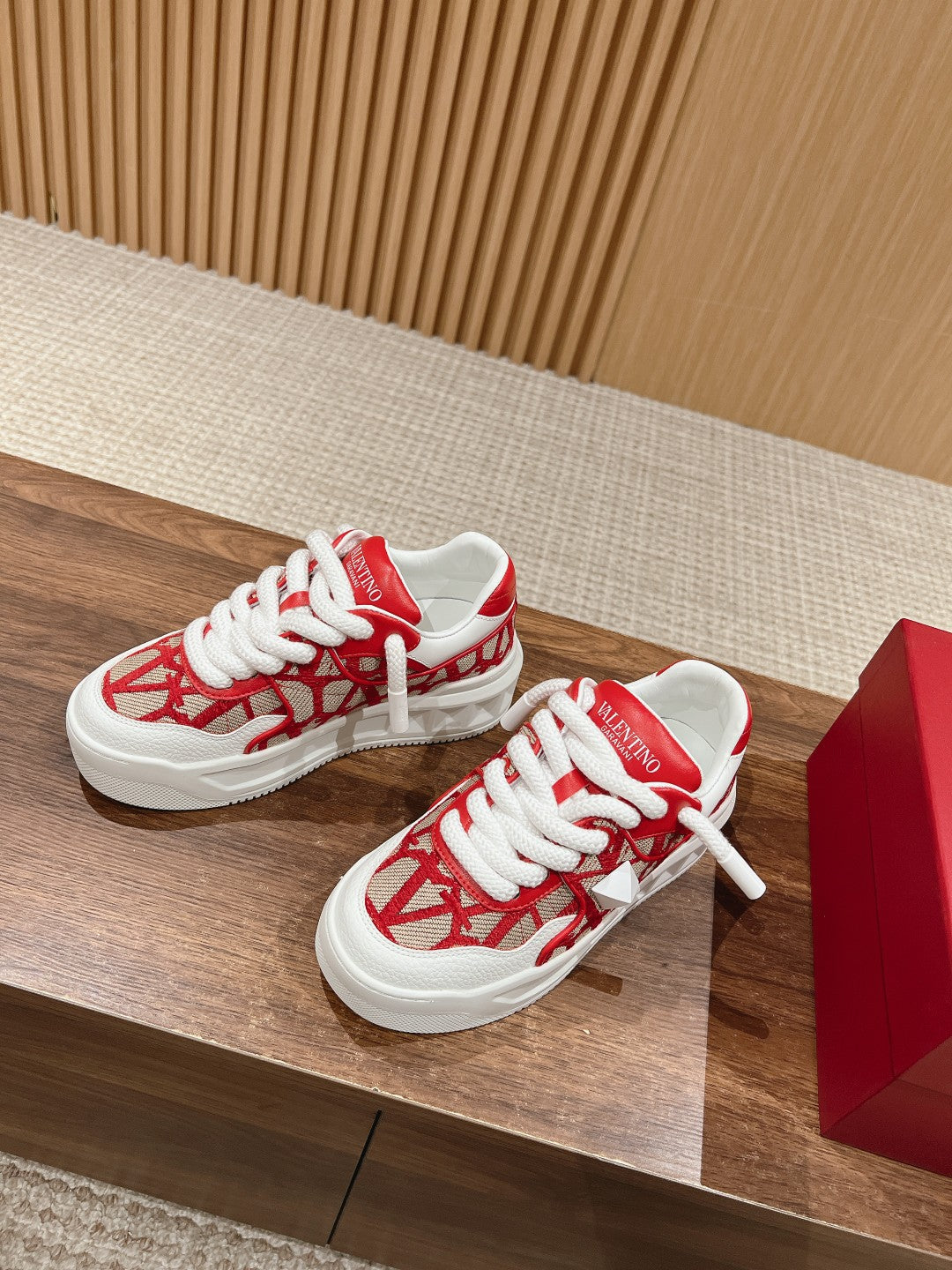 ONE STUD XL LOW-TOP SNEAKER IN NAPPA LEATHER AND TOILE ICONOGRAPHE FABRIC