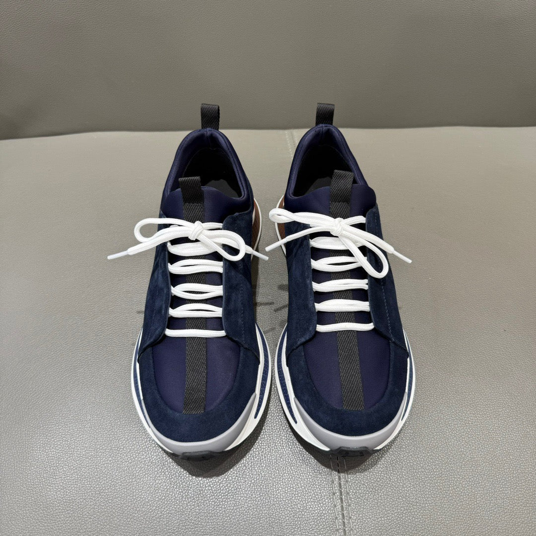 HS Sneaker