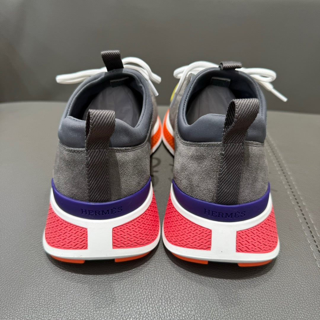HS Sneaker