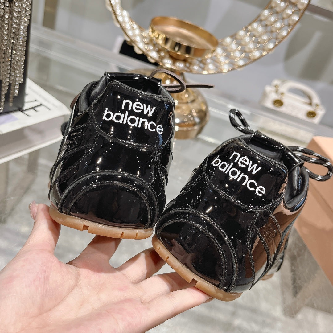 MM Black Sneaker