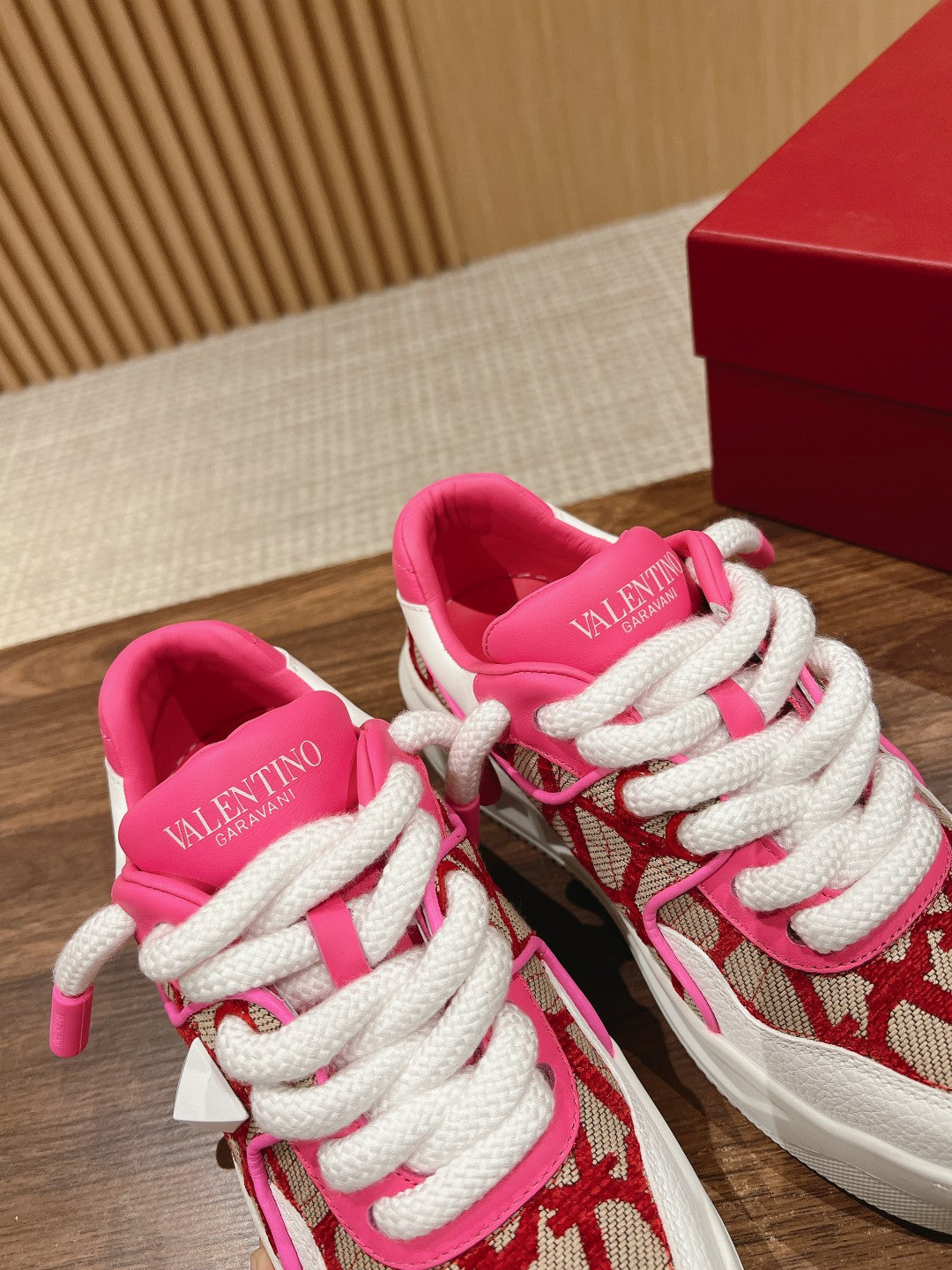 ONE STUD XL LOW-TOP SNEAKER IN NAPPA LEATHER AND TOILE ICONOGRAPHE FABRIC