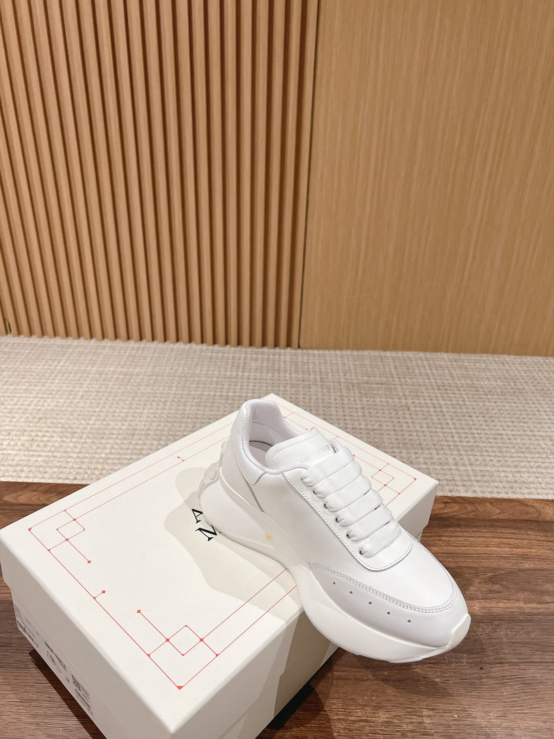 SPRINT RUNNER SNEAKERS