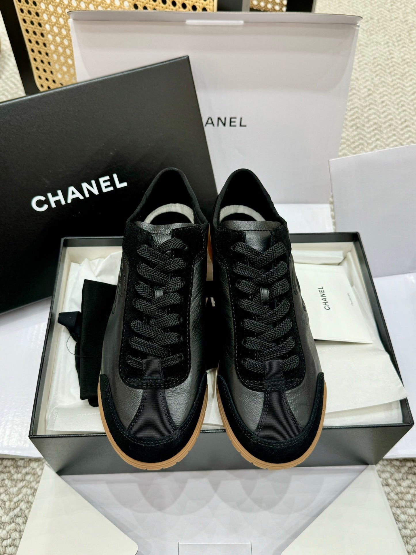 Calfskin & Suede CalfskinBlack Sneaker