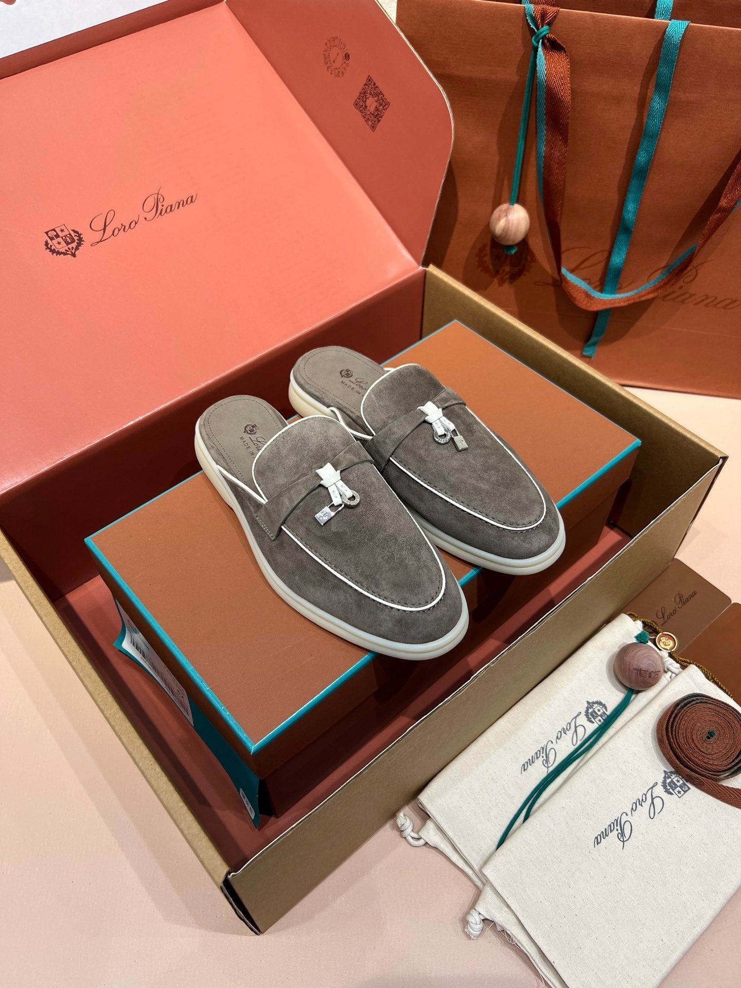 Babouche Charms Walk Loafers