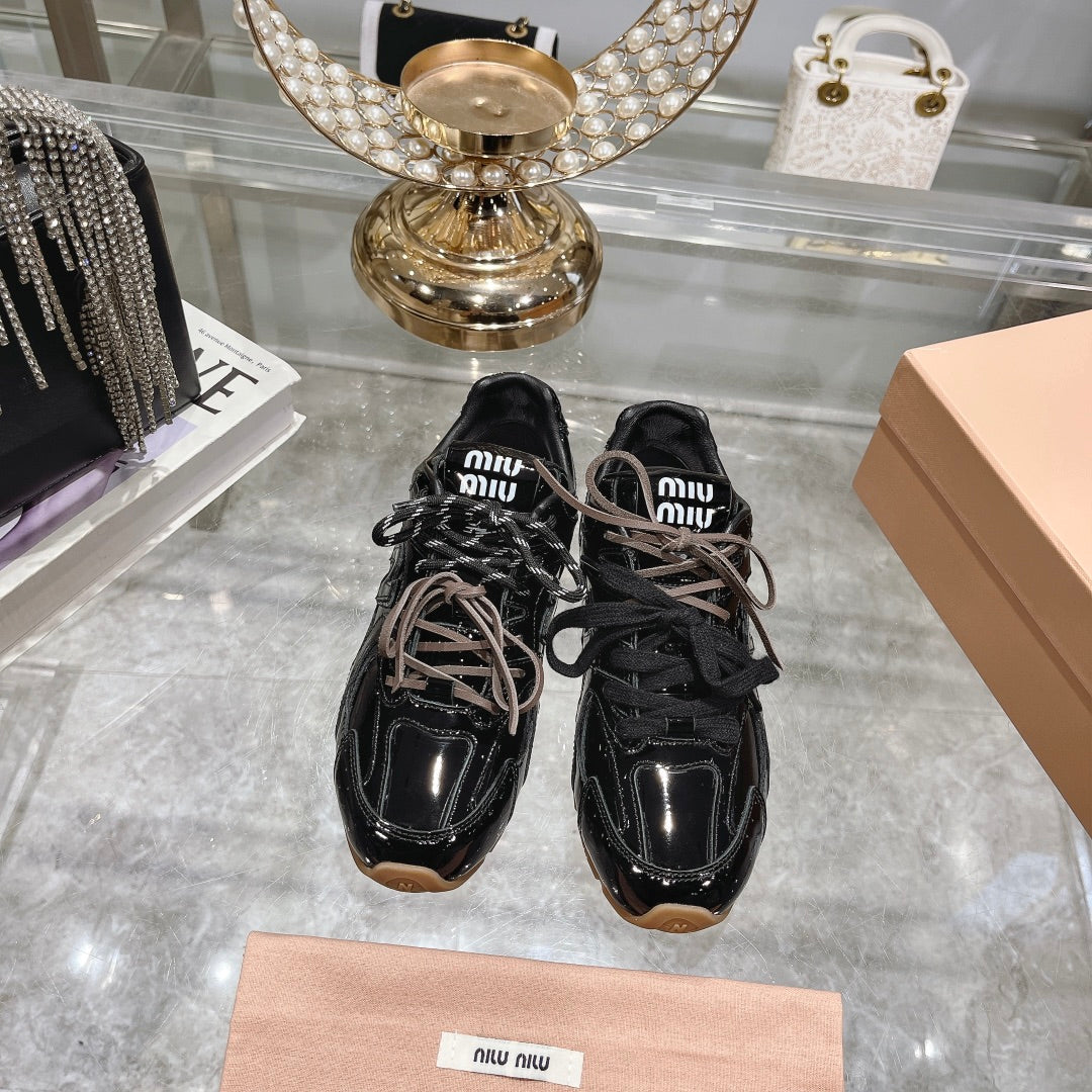 MM Black Sneaker