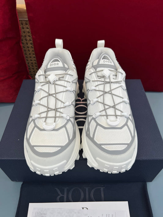 B31 RUNNER SNEAKERS - WHITE