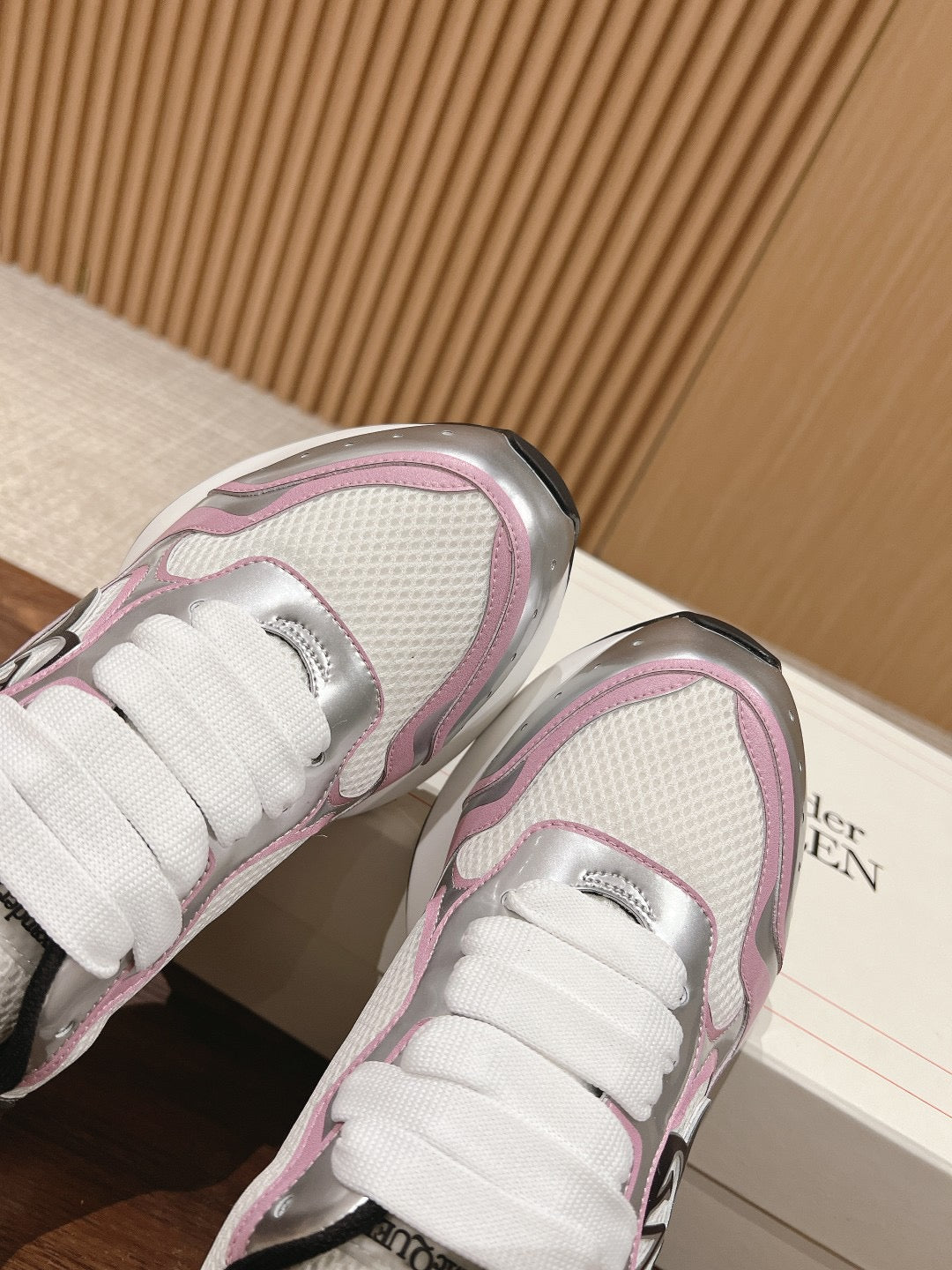SPRINT RUNNER SNEAKERS