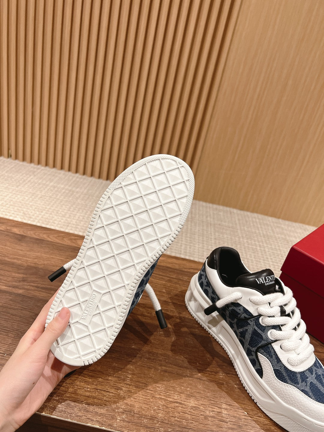 ONE STUD XL LOW-TOP SNEAKER IN NAPPA LEATHER AND TOILE ICONOGRAPHE FABRIC