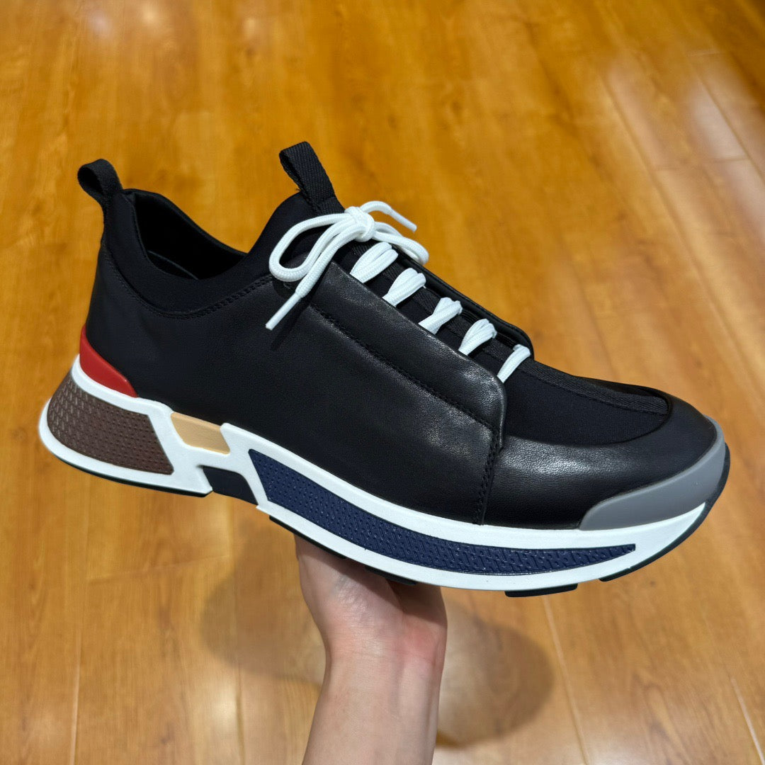 HS Sneaker