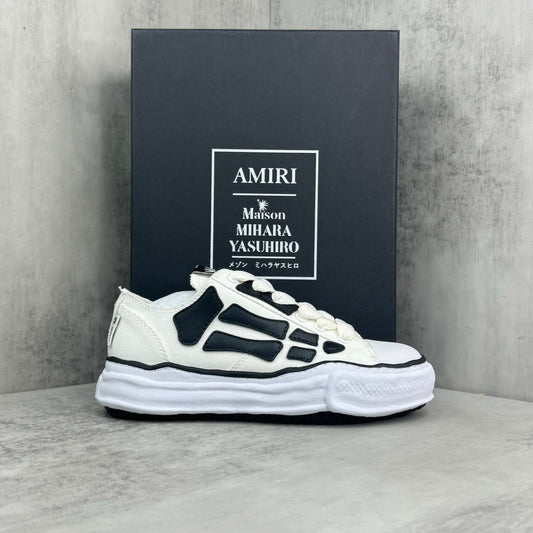 AM Sneaker