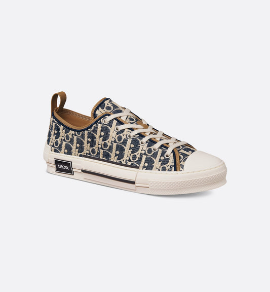 B23 League Low-Top Sneaker