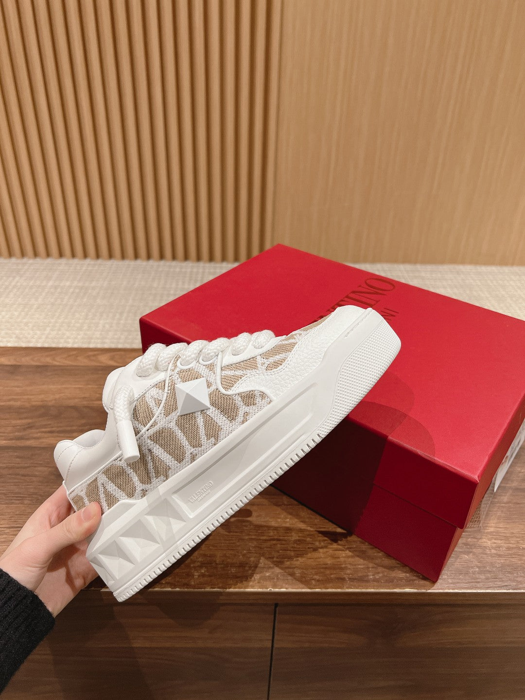 ONE STUD XL LOW-TOP SNEAKER IN NAPPA LEATHER AND TOILE ICONOGRAPHE FABRIC