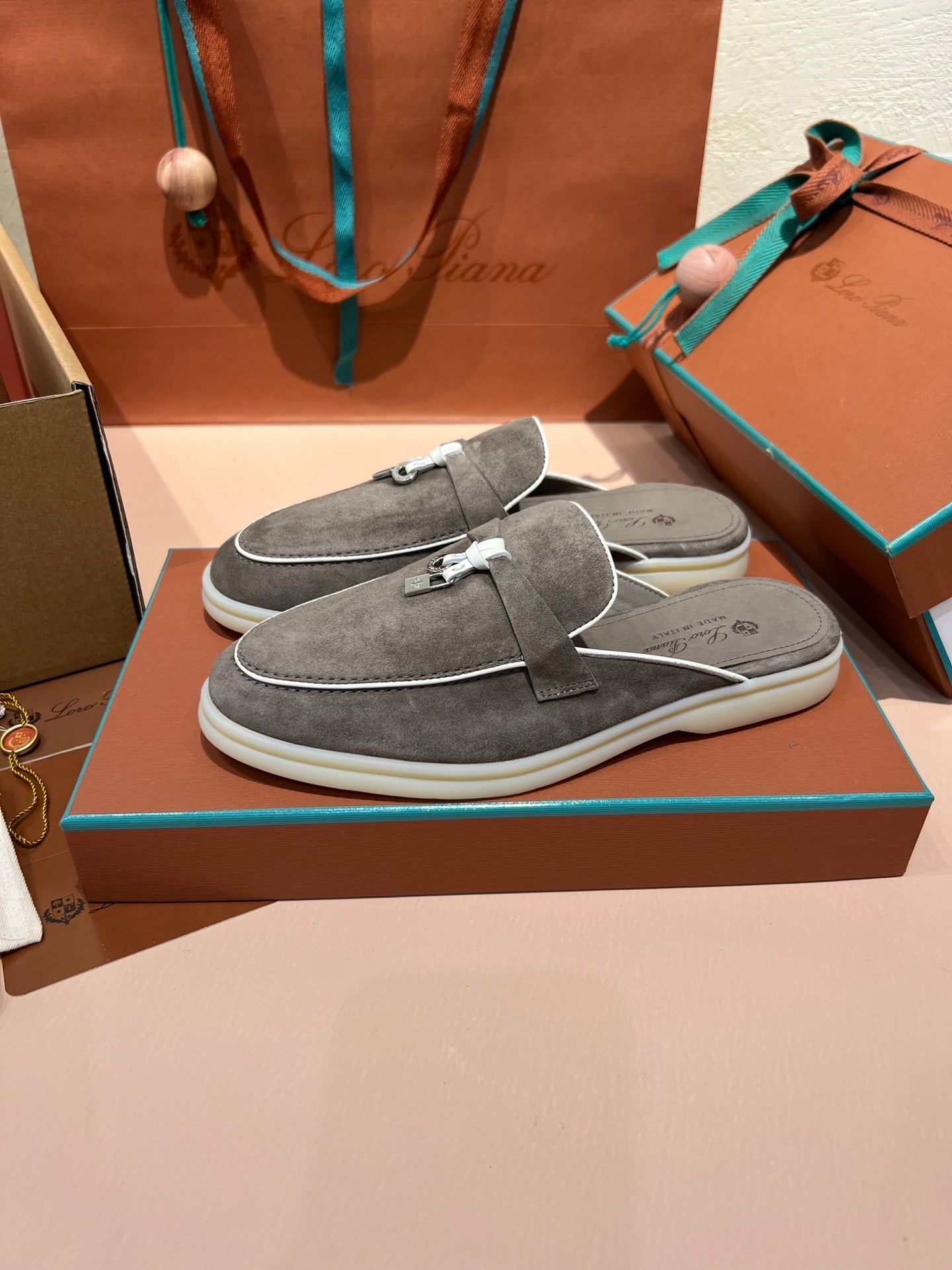 Babouche Charms Walk Loafers