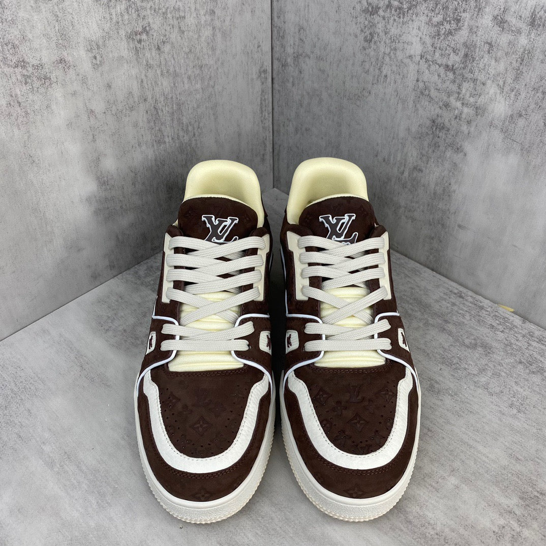 Sneaker