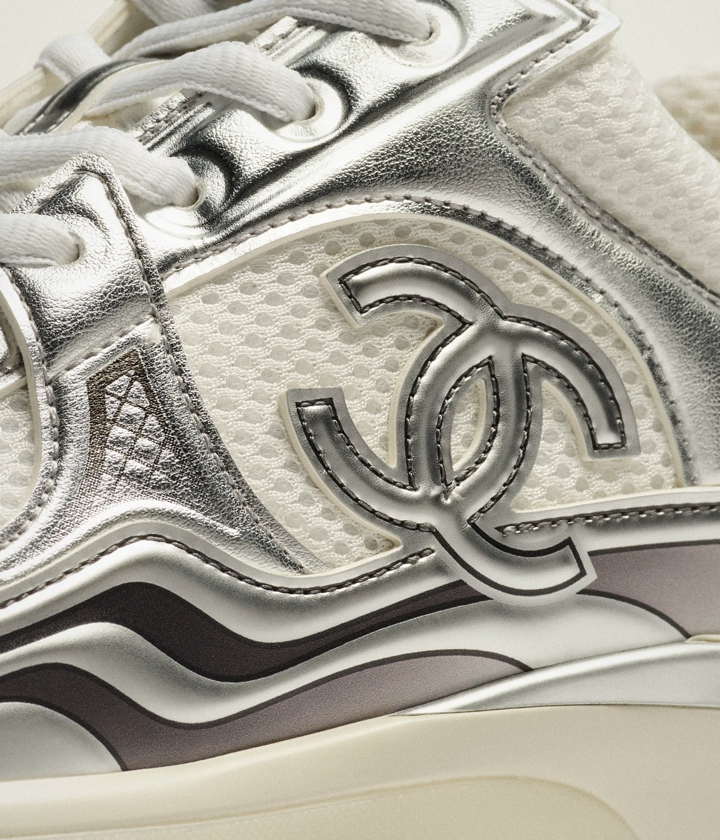 Sneaker