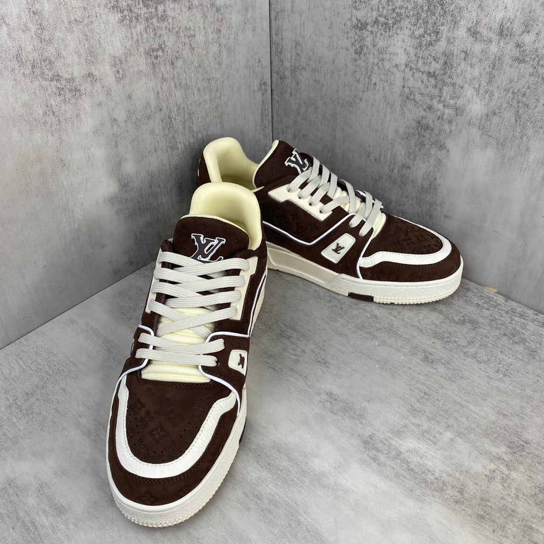 Sneaker