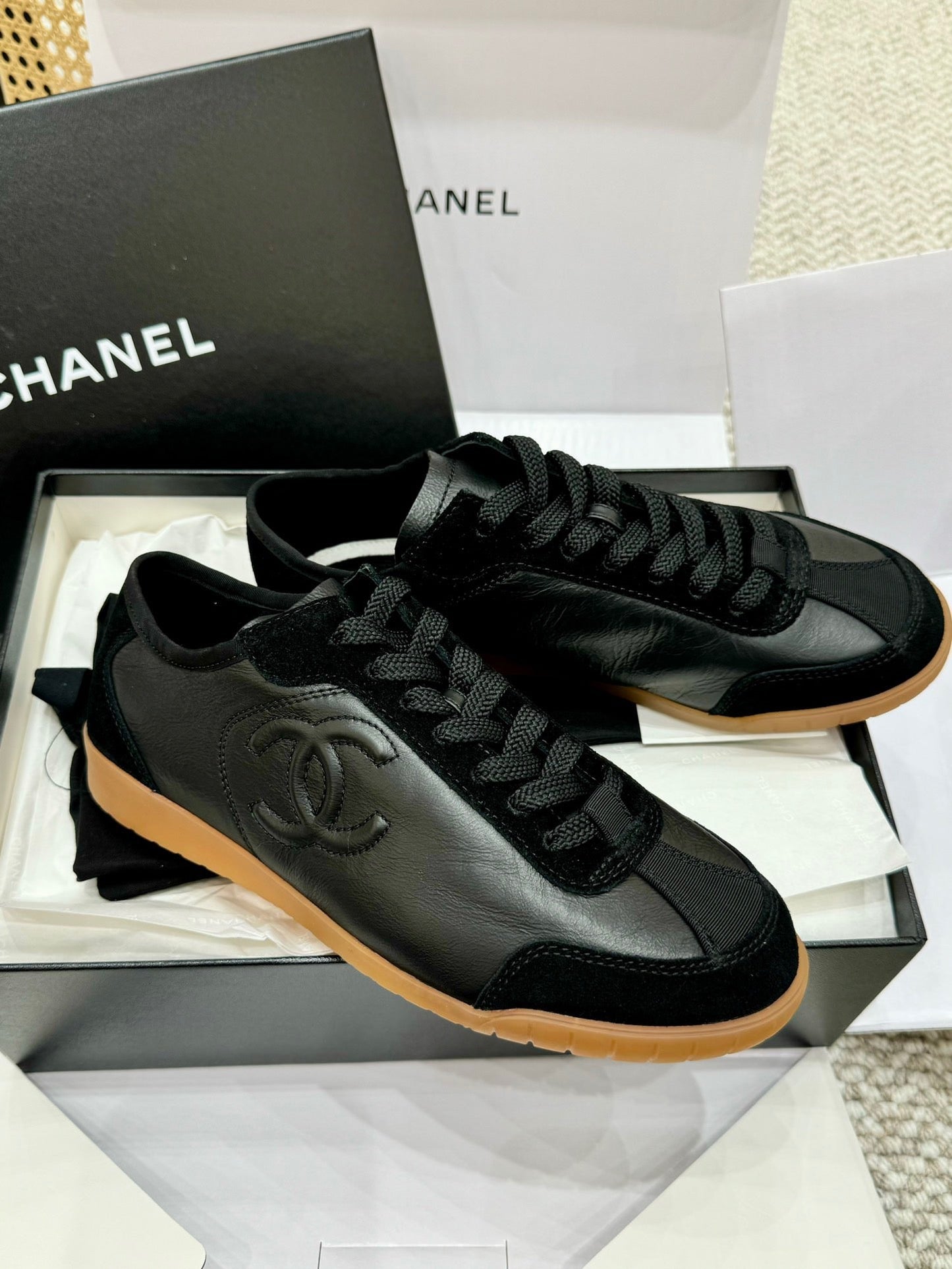 Calfskin & Suede CalfskinBlack Sneaker