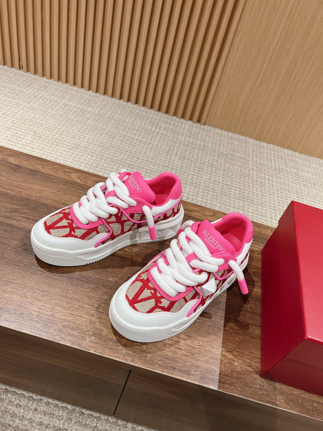 ONE STUD XL LOW-TOP SNEAKER IN NAPPA LEATHER AND TOILE ICONOGRAPHE FABRIC