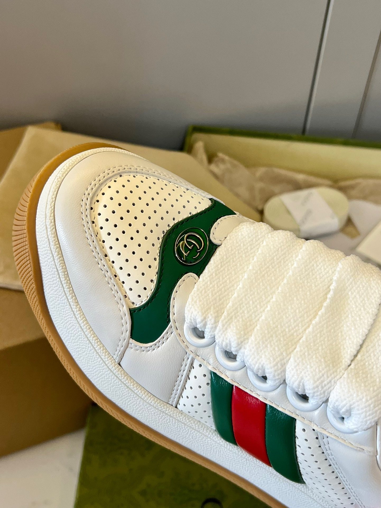 WOMEN'S SCREENER SNEAKER