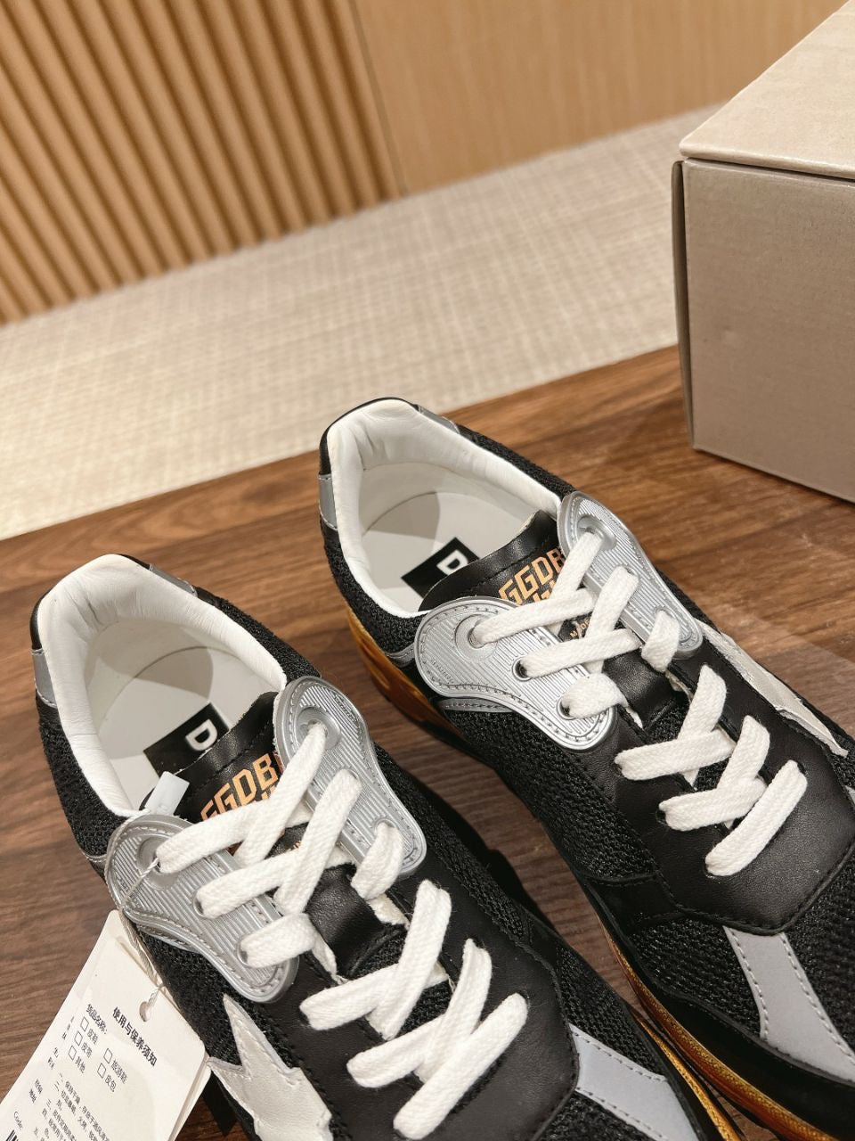 Men's Dad-Star in black mesh and nappa with ice-colored star