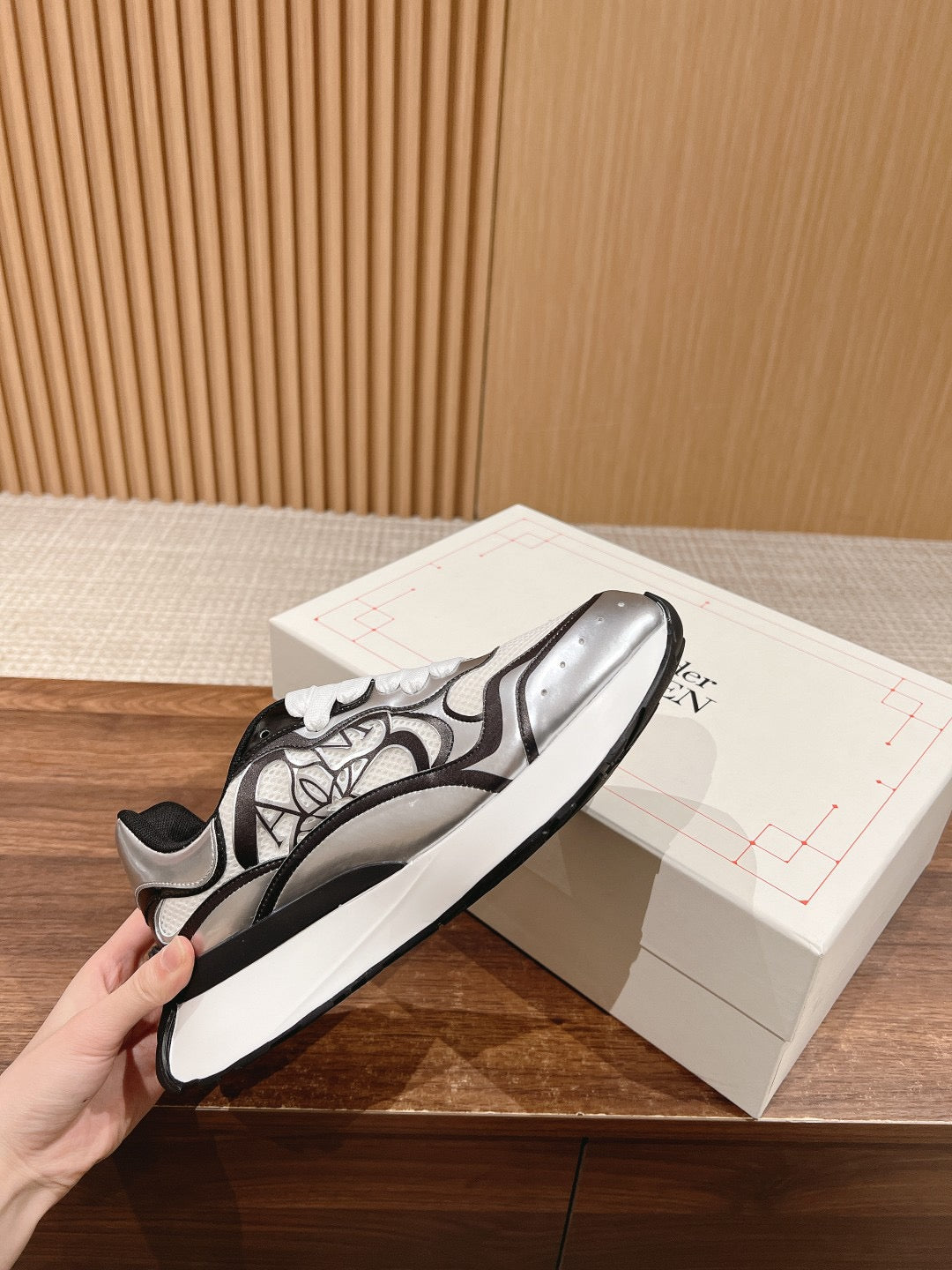 SPRINT RUNNER SNEAKERS