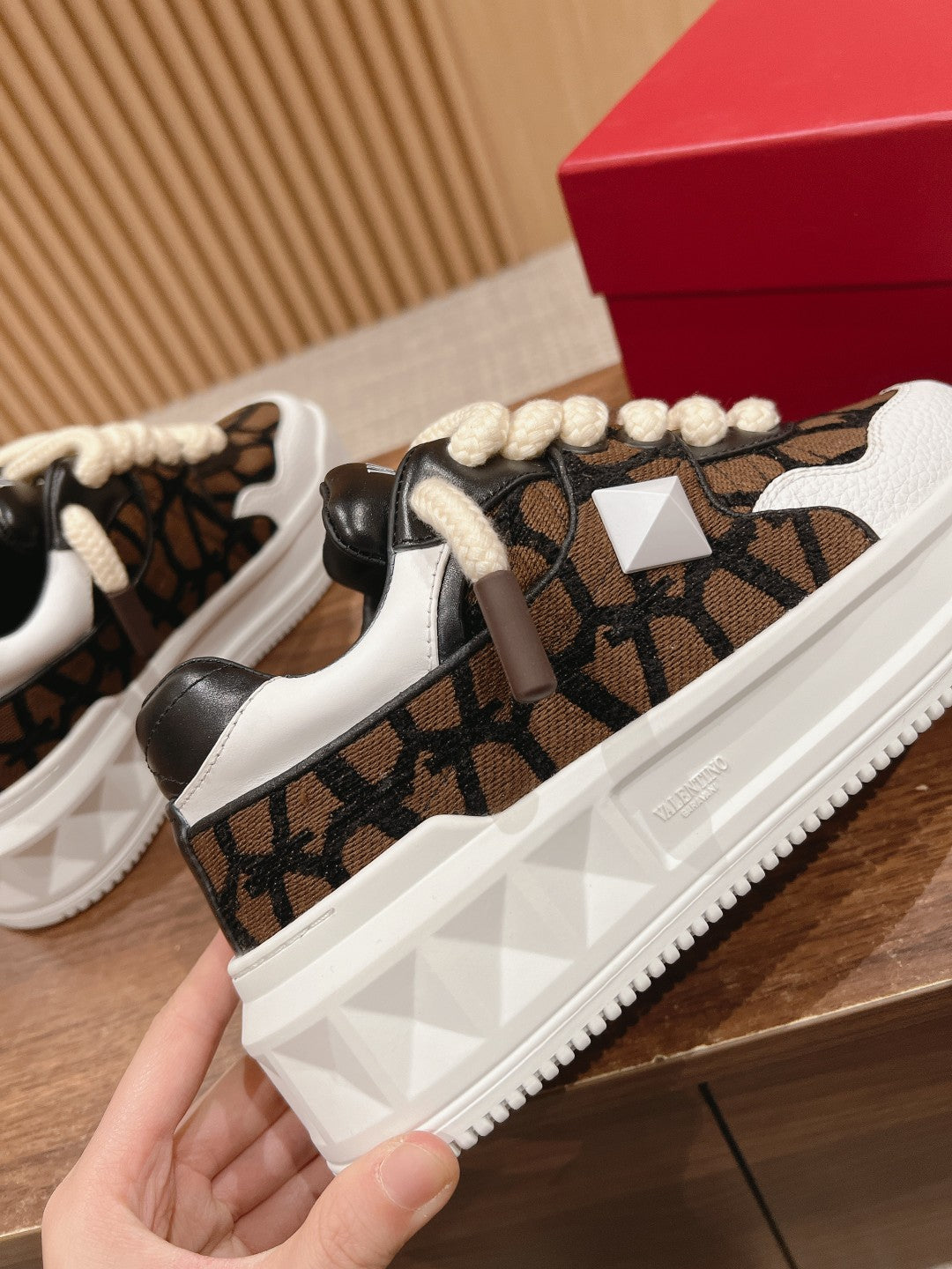 ONE STUD XL LOW-TOP SNEAKER IN NAPPA LEATHER AND TOILE ICONOGRAPHE FABRIC