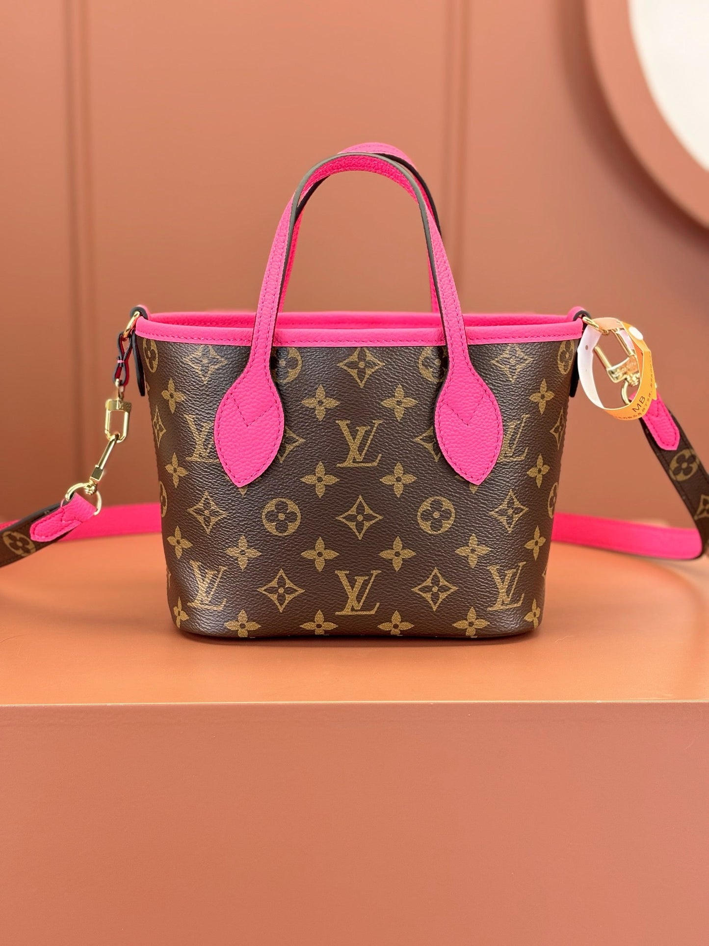 Neverfull Bandoulière Inside Out BB Bag