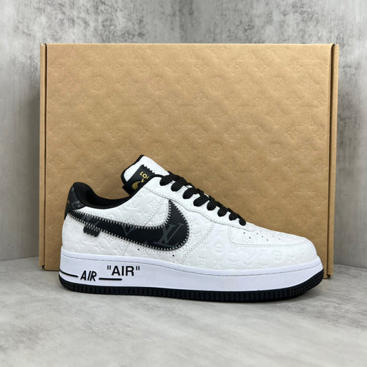 Low sneakers