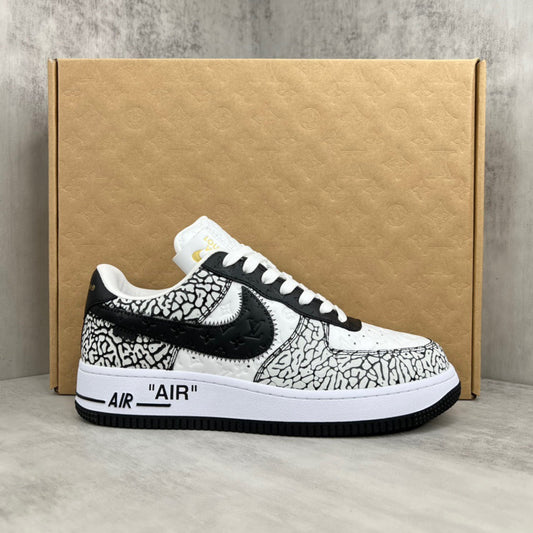 Low sneakers