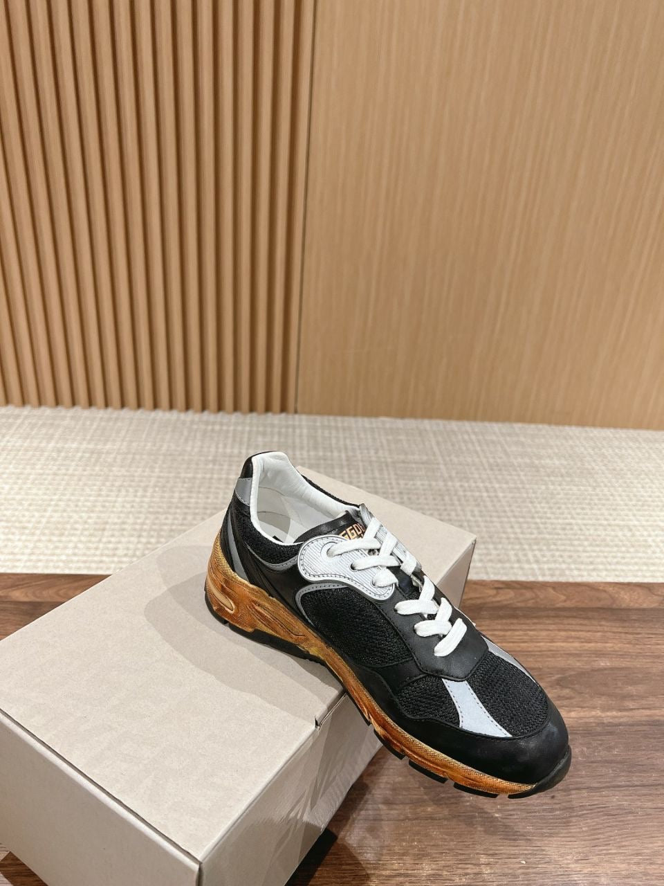 Men's Dad-Star in black mesh and nappa with ice-colored star