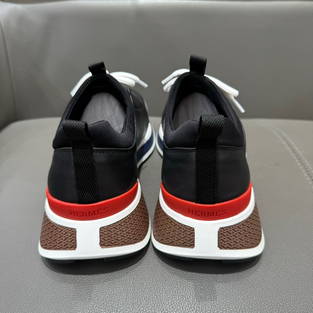 HS Sneaker