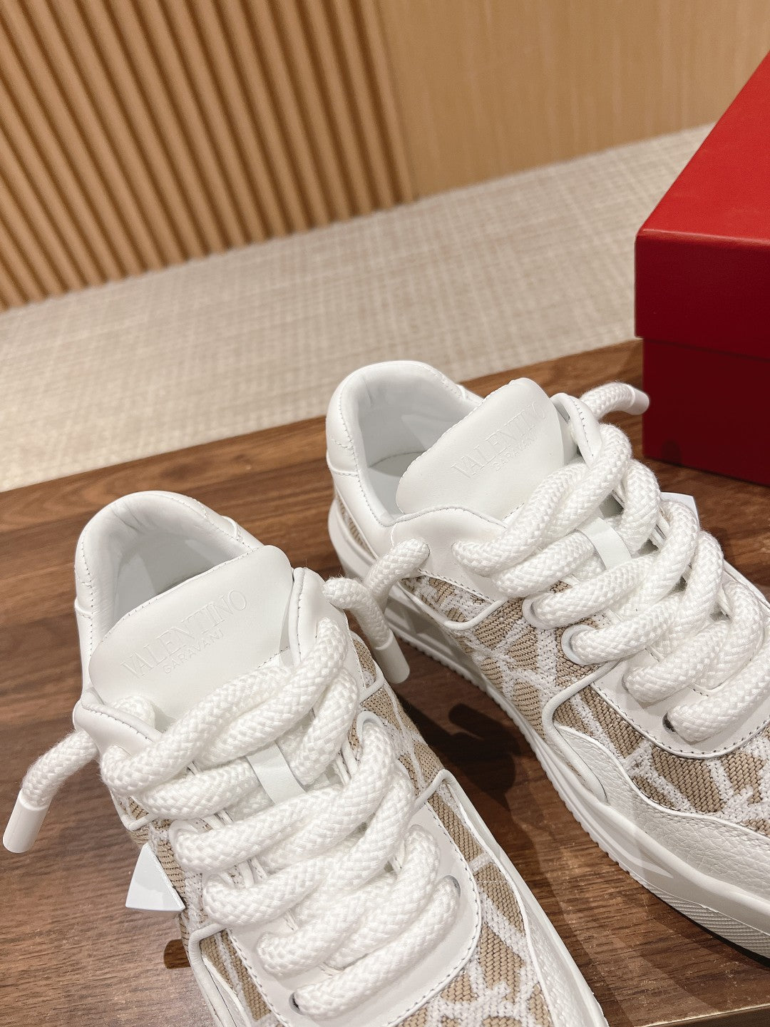 ONE STUD XL LOW-TOP SNEAKER IN NAPPA LEATHER AND TOILE ICONOGRAPHE FABRIC